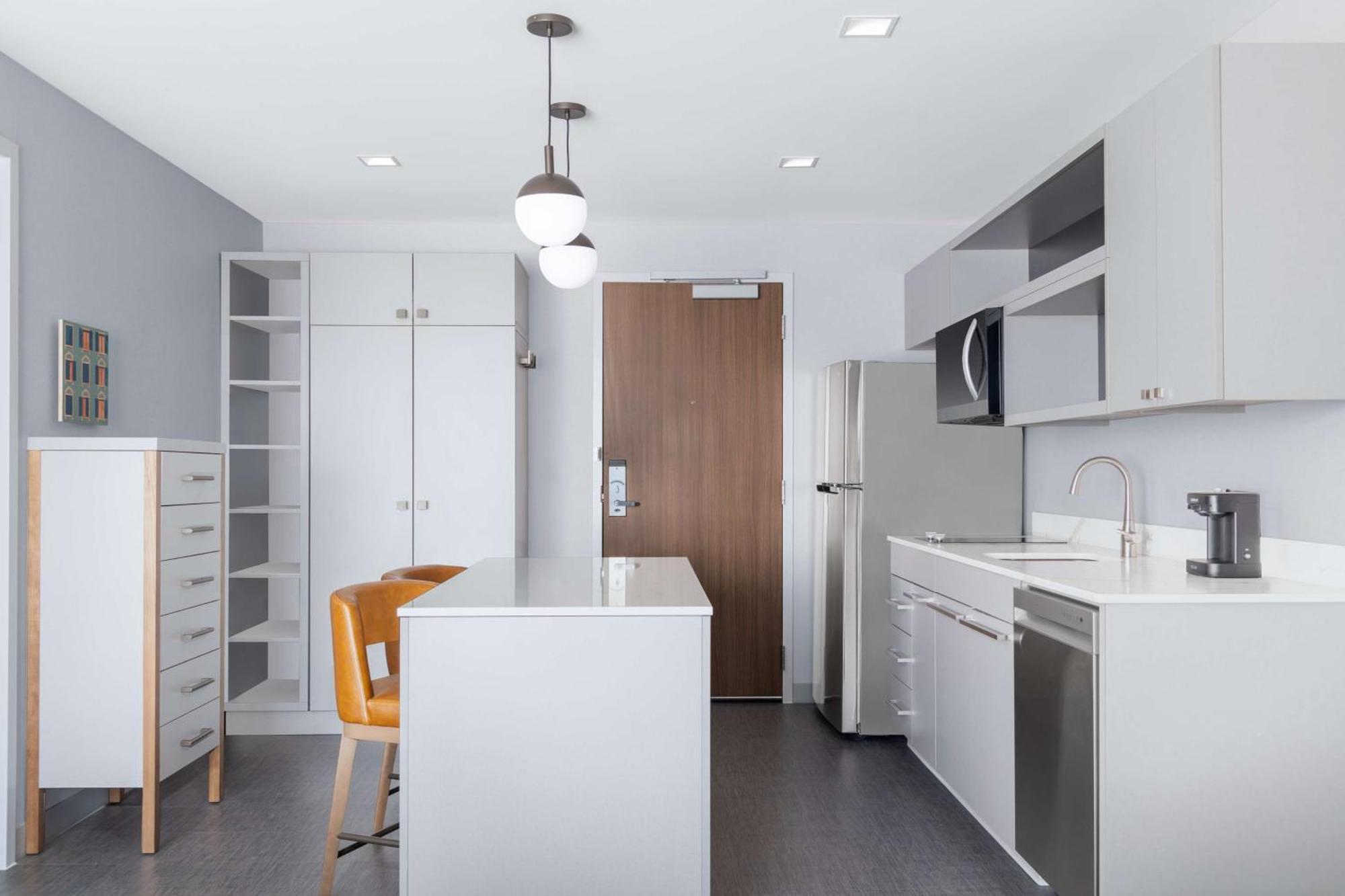 Homewood Suites By Hilton Holland Exterior foto