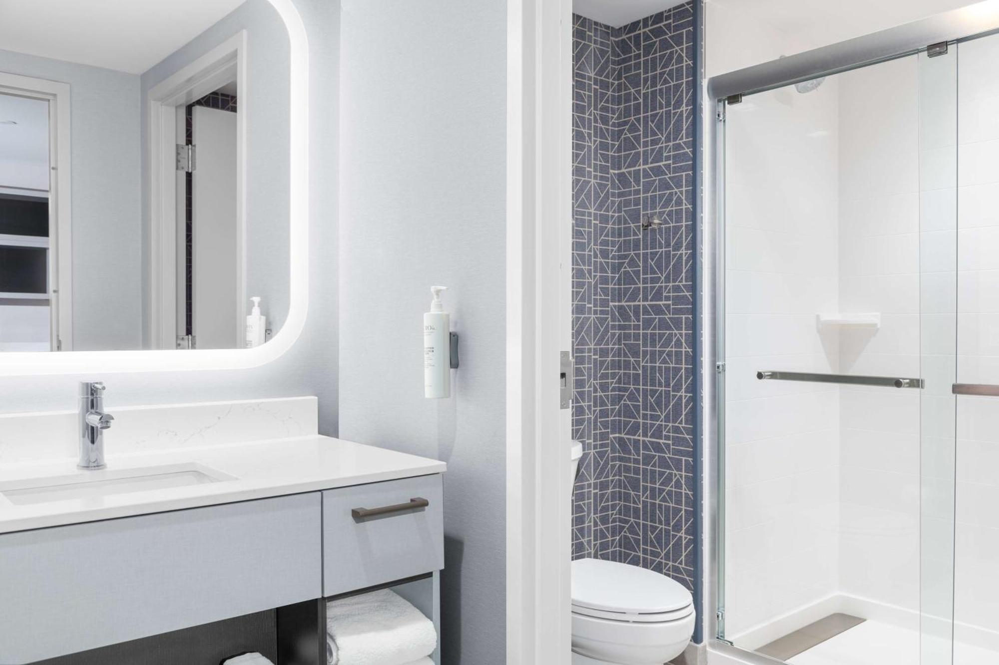 Homewood Suites By Hilton Holland Exterior foto