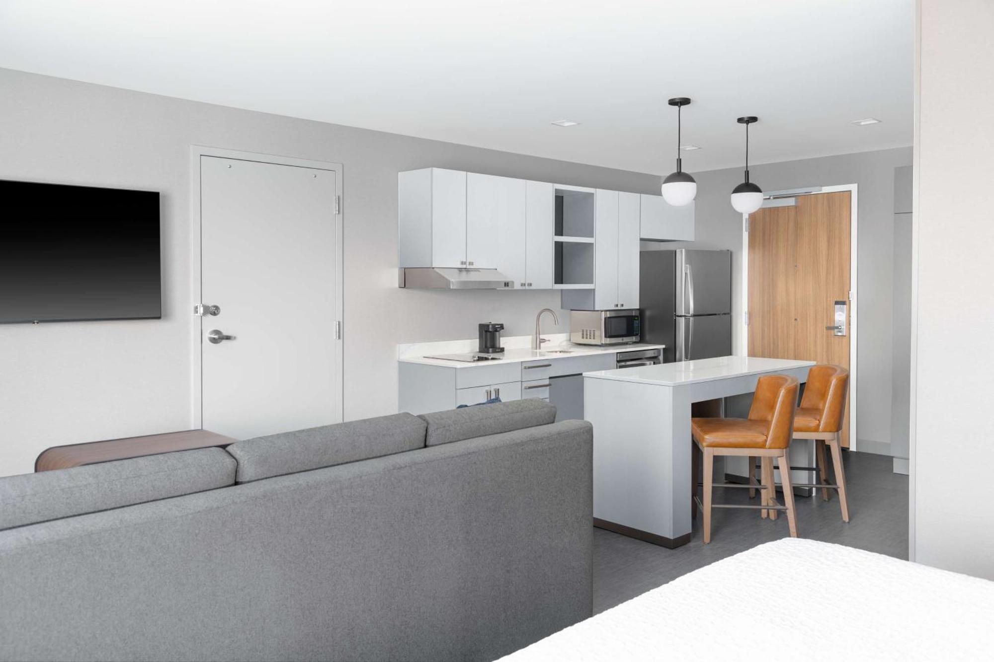 Homewood Suites By Hilton Holland Exterior foto